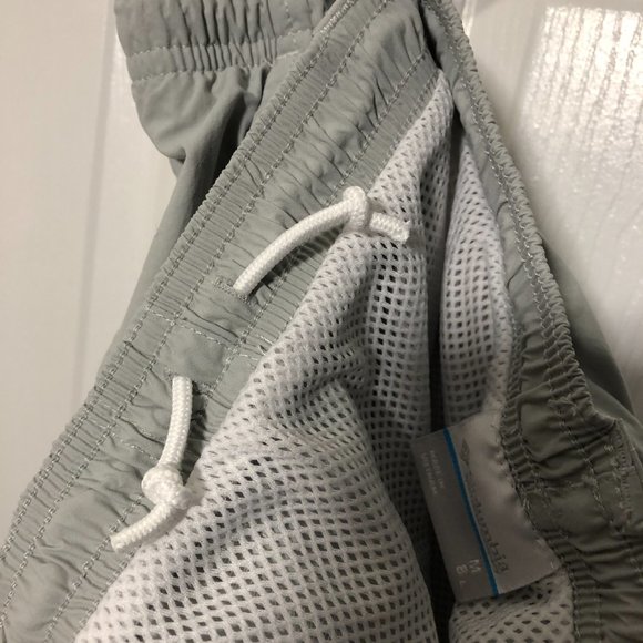 Columbia men gray board PFG  shorts, size M - Picture 9 of 9